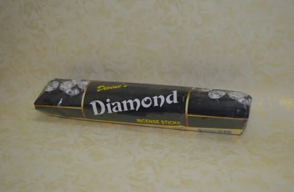 Divine's Diamond roll form Incense Sticks(buy 4 get 2 free)