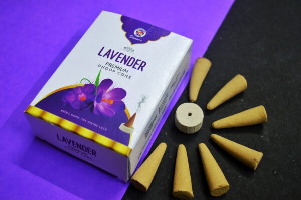 Divine's Lavender (Pack of 8 + 4 free. M.O.Q 8 pcs)